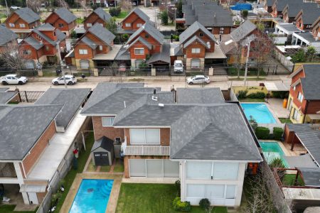 casa-amplia-en-las-rastras